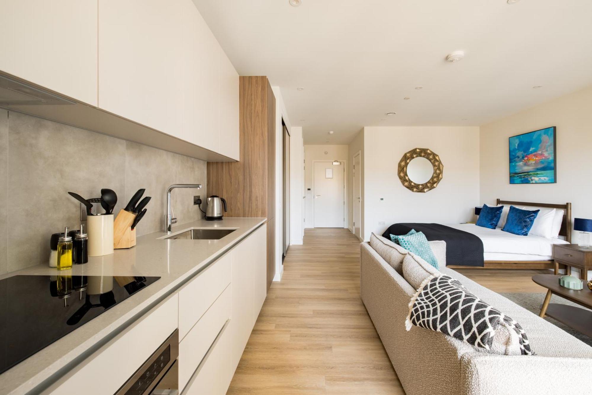 Charles Hope London Greenford Гринфорд Экстерьер фото