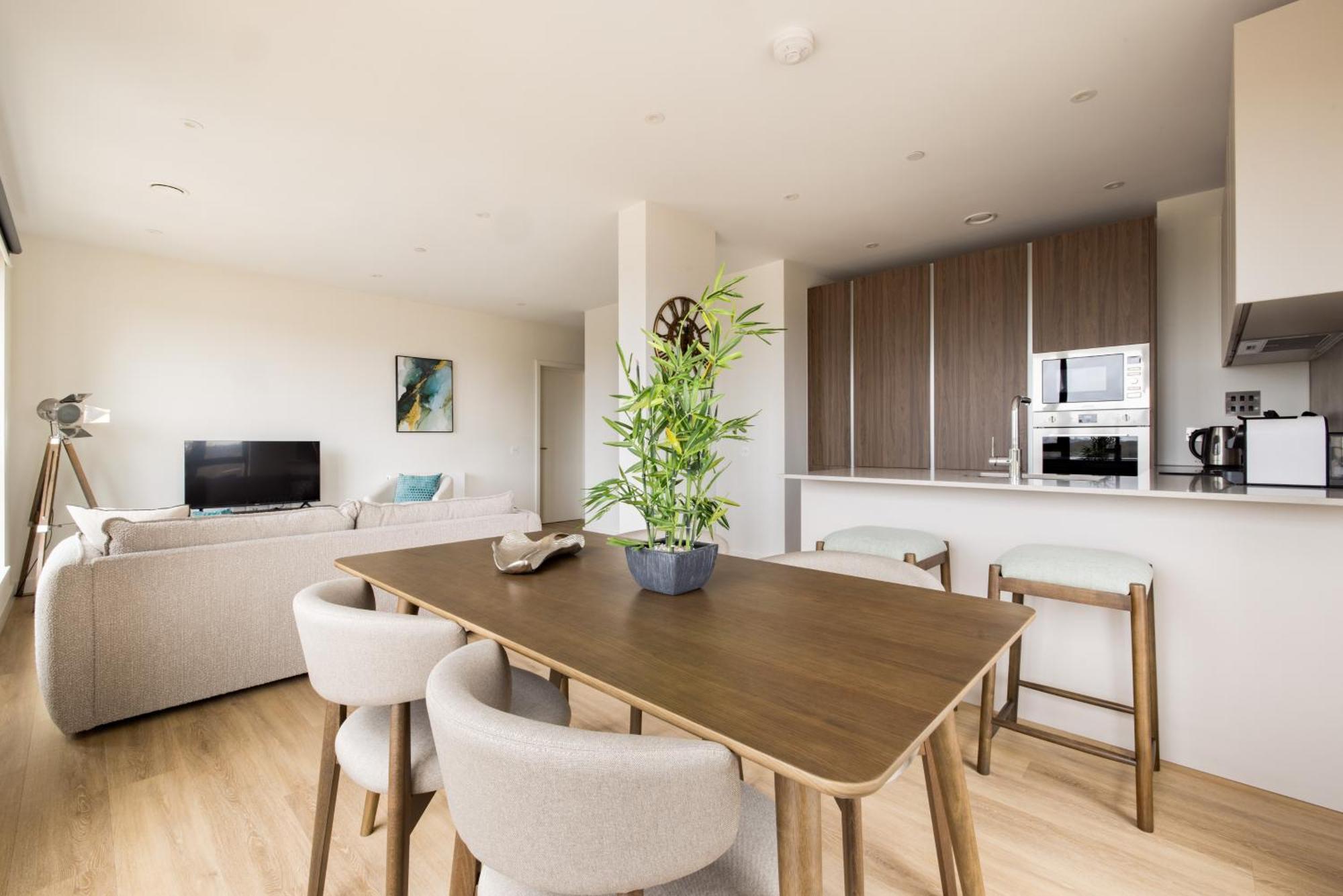 Charles Hope London Greenford Гринфорд Экстерьер фото