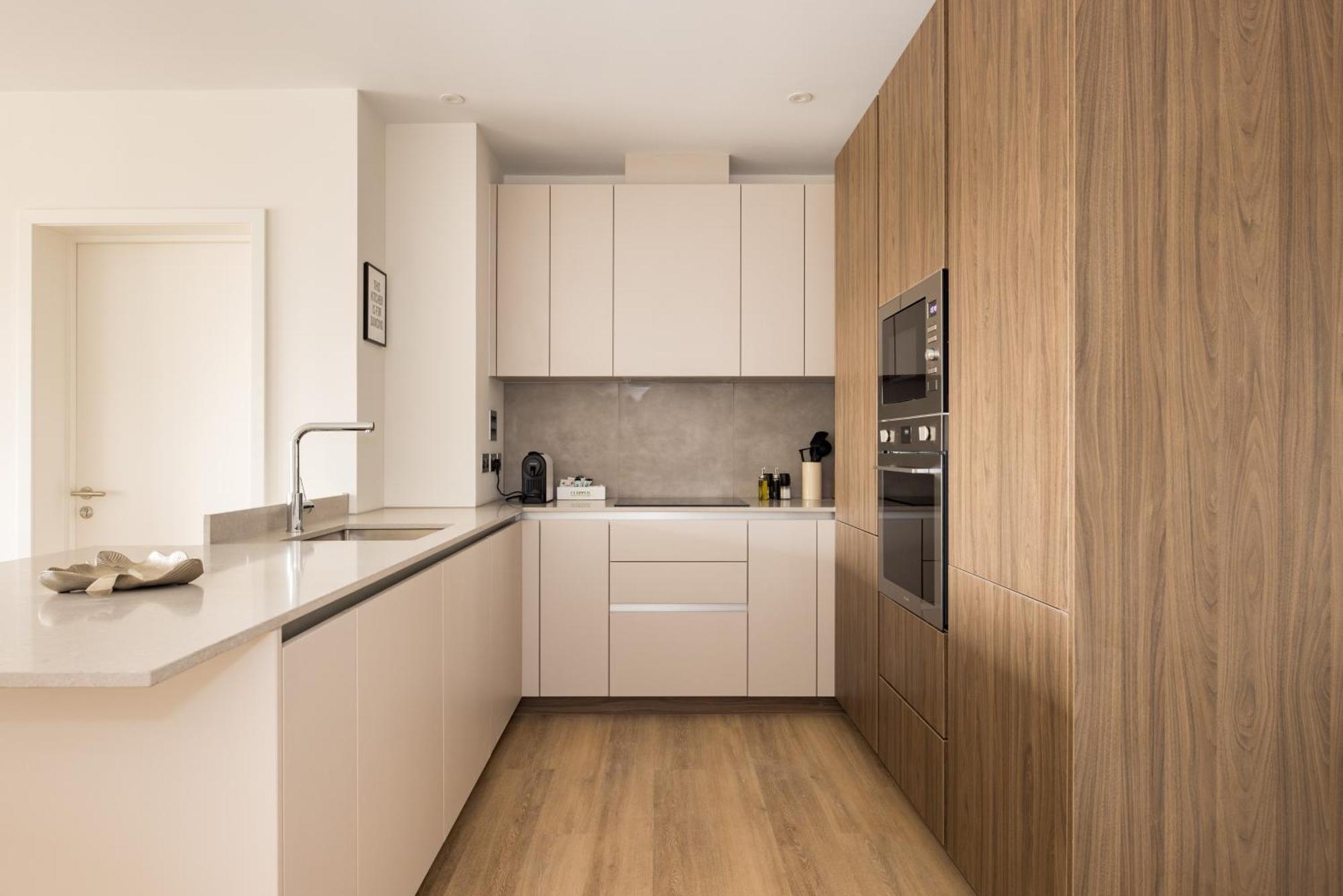 Charles Hope London Greenford Гринфорд Экстерьер фото