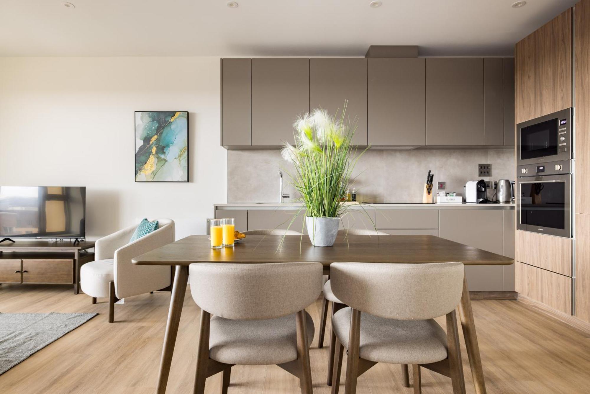 Charles Hope London Greenford Гринфорд Экстерьер фото