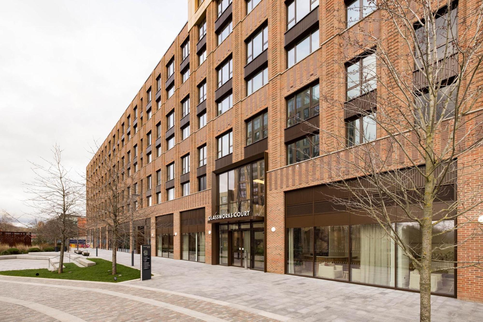 Charles Hope London Greenford Гринфорд Экстерьер фото